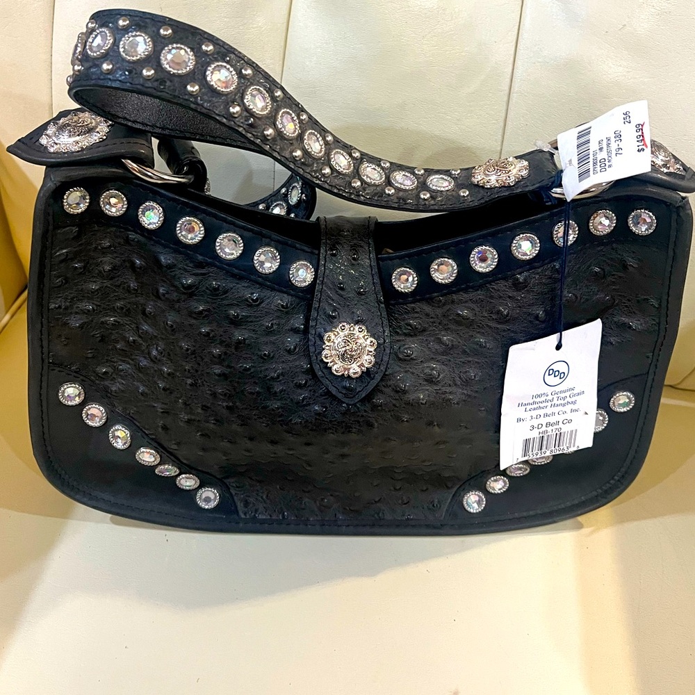 DDD Black leather Ostrich style Hand Bag studded  like crystals 💠✨👜!